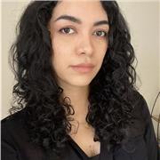 Profesora arquitecta con maestría en diseño de interiores, apta para todas las edades y niveles